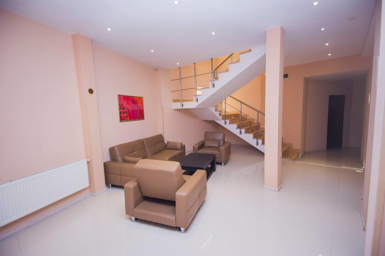Hotel Orion Budget Tiflis Dış mekan fotoğraf