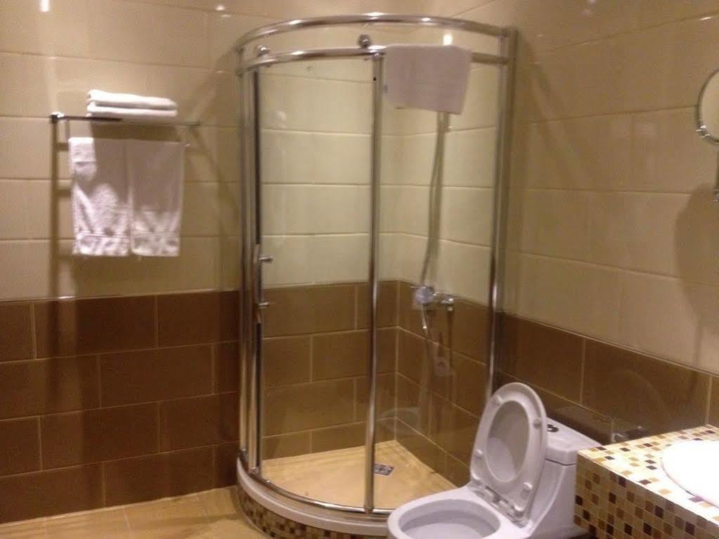 Hotel Orion Budget Tiflis Dış mekan fotoğraf